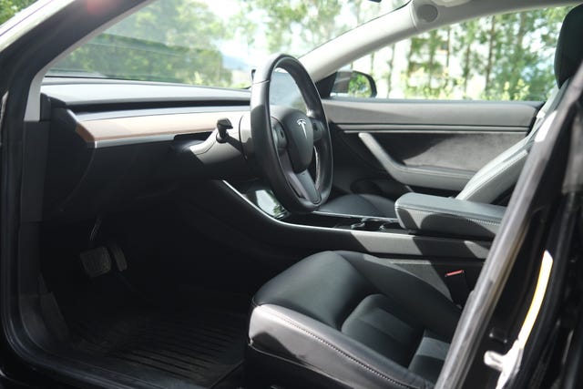 2019 TESLA MODEL 3 - 34
