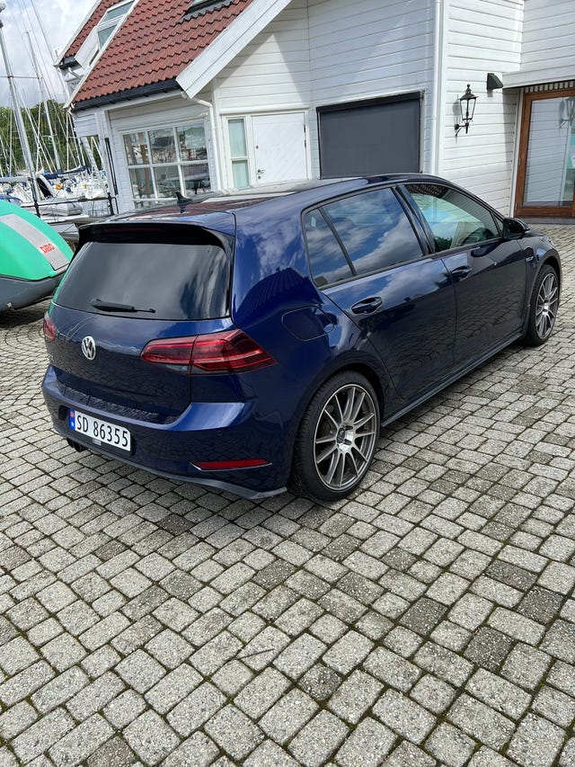 WVWZZZAUZJW802980 2018 VOLKSWAGEN GOLF-2