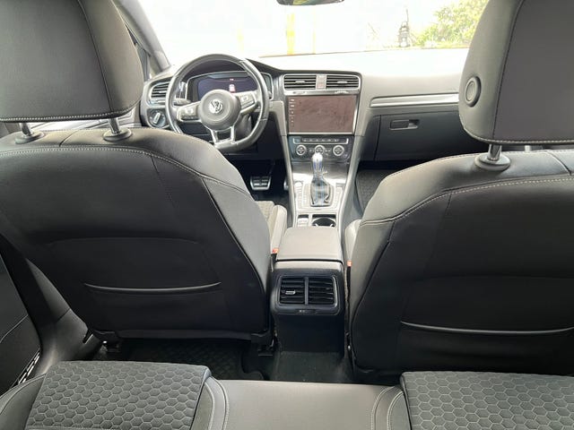 2018 VOLKSWAGEN GOLF - 18
