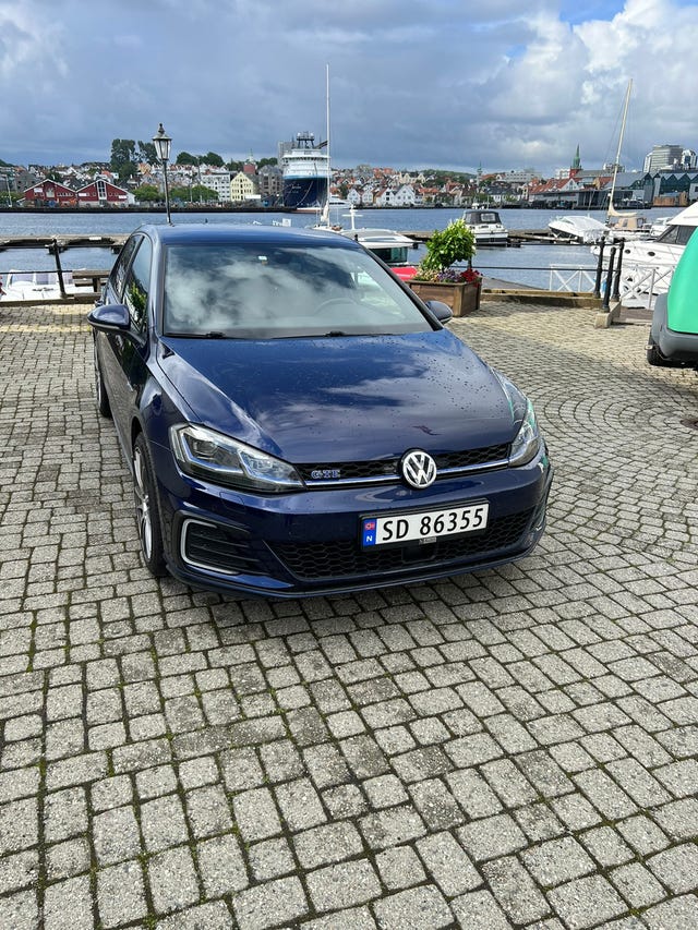 WVWZZZAUZJW802980 2018 VOLKSWAGEN GOLF-0