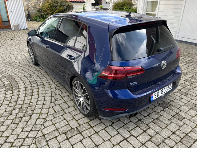 WVWZZZAUZJW802980 2018 VOLKSWAGEN GOLF-3