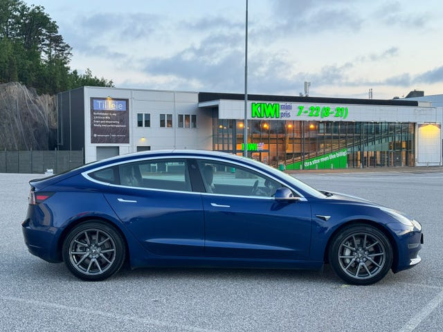 2019 TESLA MODEL 3 - 9
