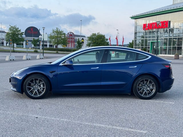 5YJ3E7EB7LF565546 2019 TESLA MODEL 3-1