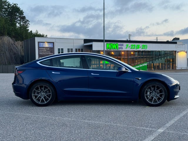 2019 TESLA MODEL 3 - 8