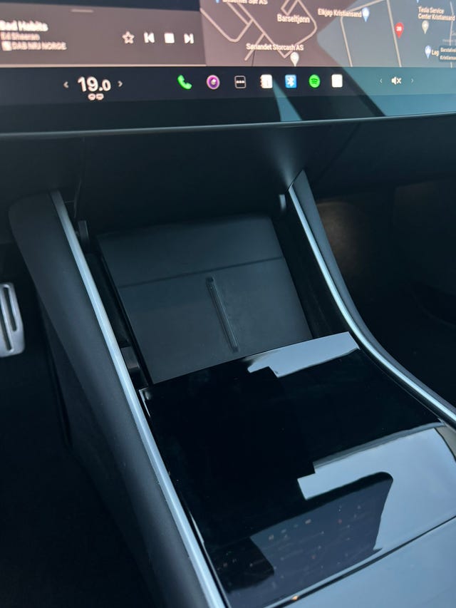 2019 TESLA MODEL 3 - 27