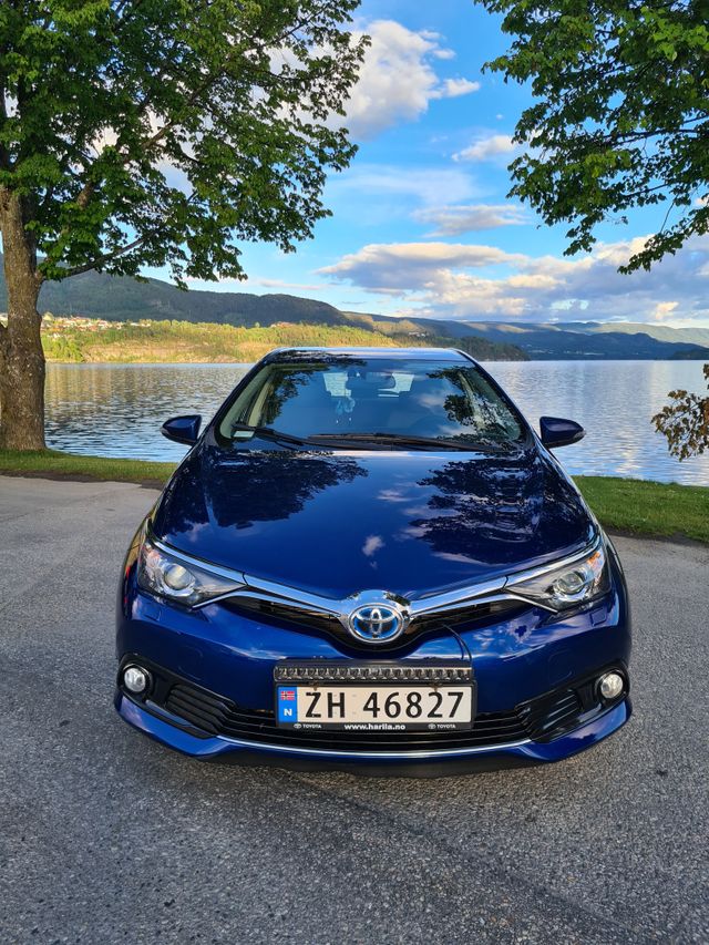 SB1MS3JE80E251105 2016 TOYOTA AURIS-4