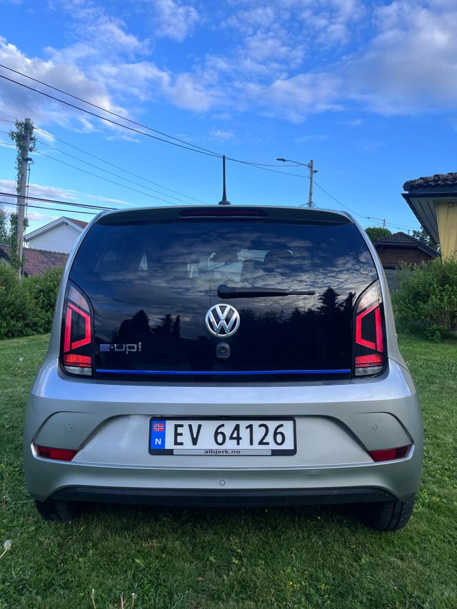 WVWZZZAAZKD902797 2019 VOLKSWAGEN UP!-4