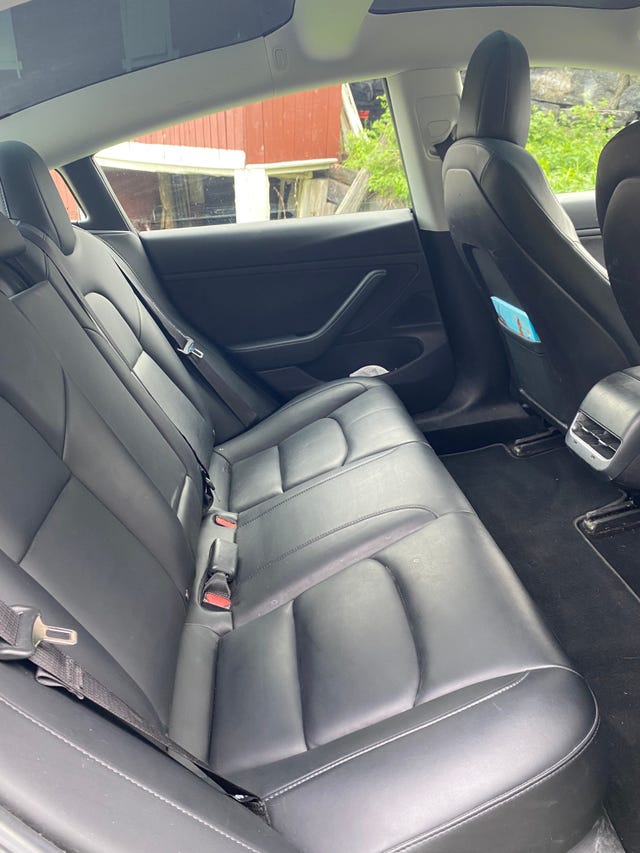5YJ3E7EB4KF238584 2019 TESLA MODEL 3-5