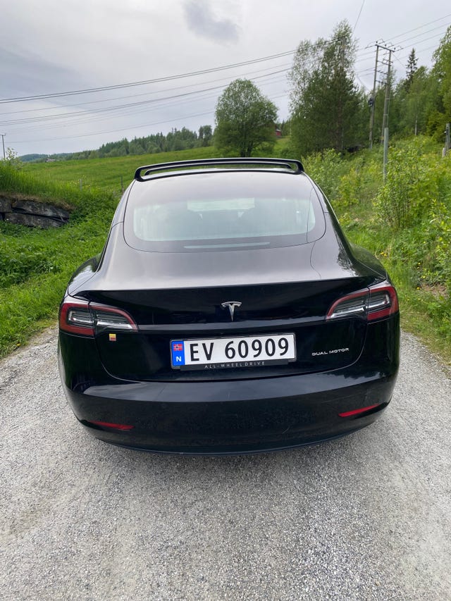 5YJ3E7EB4KF238584 2019 TESLA MODEL 3-1