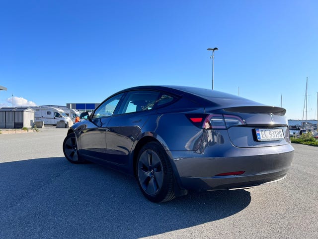 LRW3E7EK8MC325529 2021 TESLA MODEL 3-2