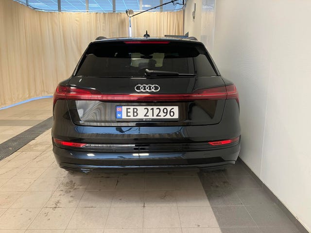 WAUZZZGE5LB020608 2020 AUDI E-TRON-2