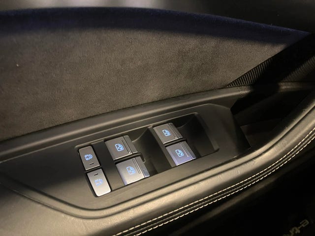 2020 AUDI E-TRON - 33