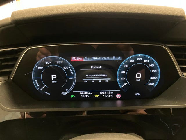2020 AUDI E-TRON - 12