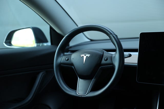 2019 TESLA MODEL 3 - 44