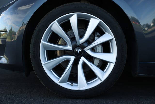 2019 TESLA MODEL 3 - 8