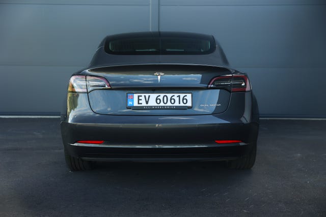 2019 TESLA MODEL 3 - 10