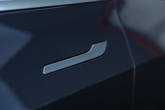 2019 TESLA MODEL 3 - 28
