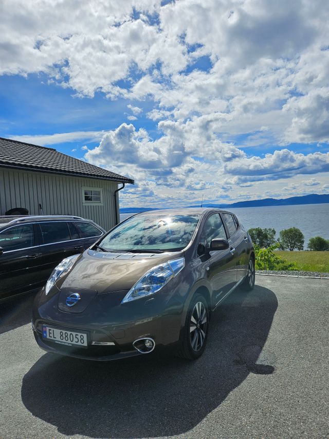 2016 NISSAN LEAF - 14