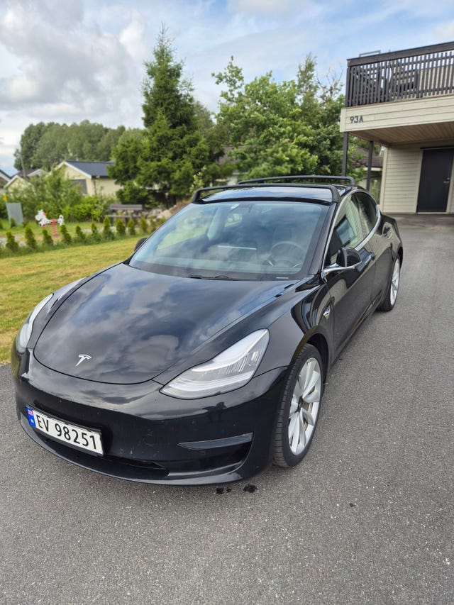 5YJ3E7EB0KF460524 2019 TESLA MODEL 3-0