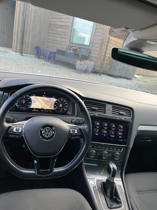 2019 VOLKSWAGEN GOLF - 11