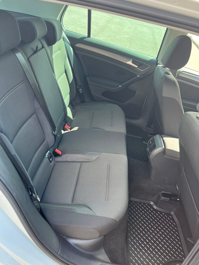 2019 VOLKSWAGEN GOLF - 13