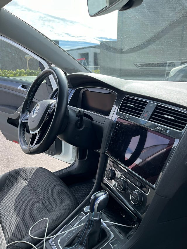 2019 VOLKSWAGEN GOLF - 9