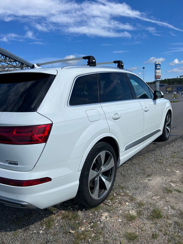 2017 AUDI Q7 - 5