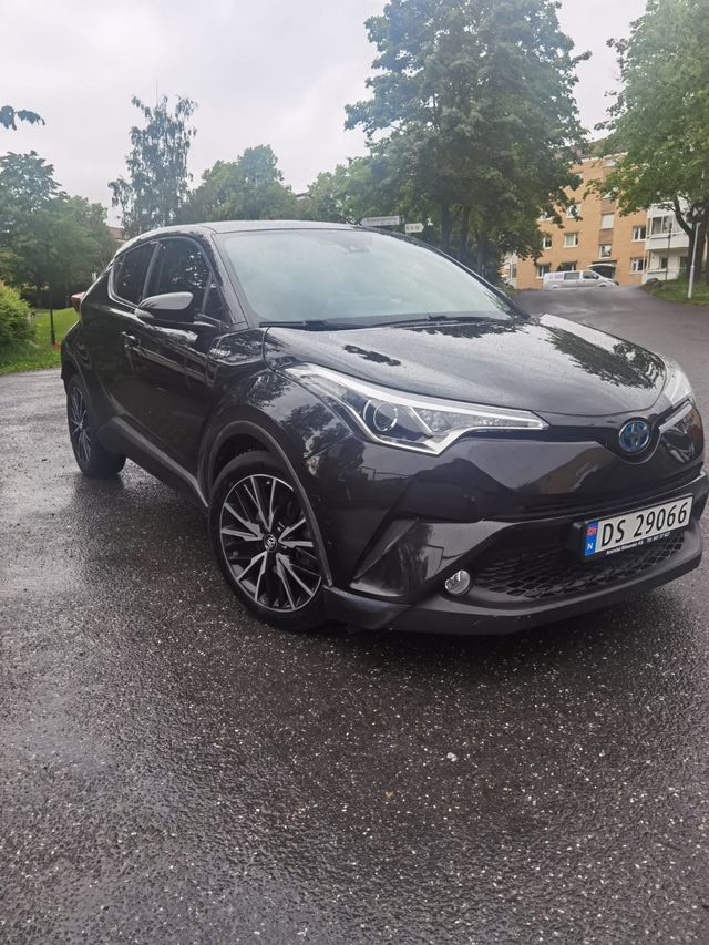 2018 TOYOTA C-HR - 11