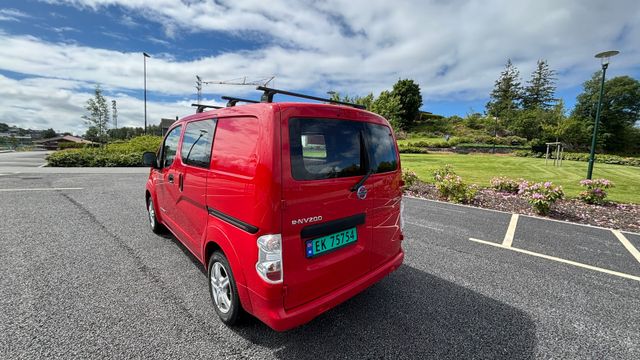 2018 NISSAN E-NV200 - 10