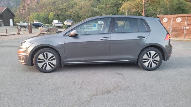 2019 VOLKSWAGEN GOLF - 14