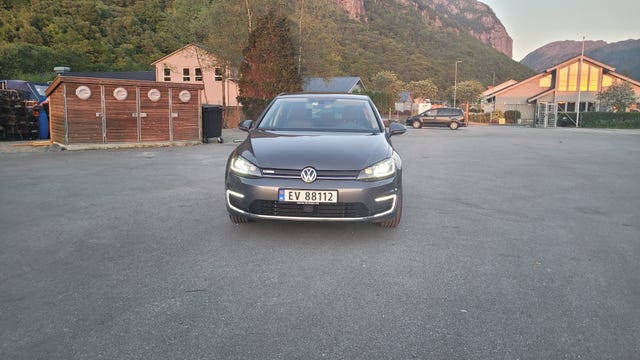 WVWZZZAUZK8914220 2019 VOLKSWAGEN GOLF-1