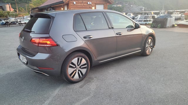 2019 VOLKSWAGEN GOLF - 13