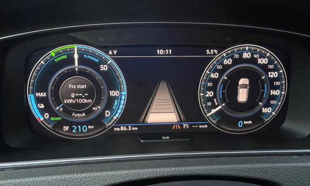 WVWZZZAUZK8902855 2019 VOLKSWAGEN GOLF-4