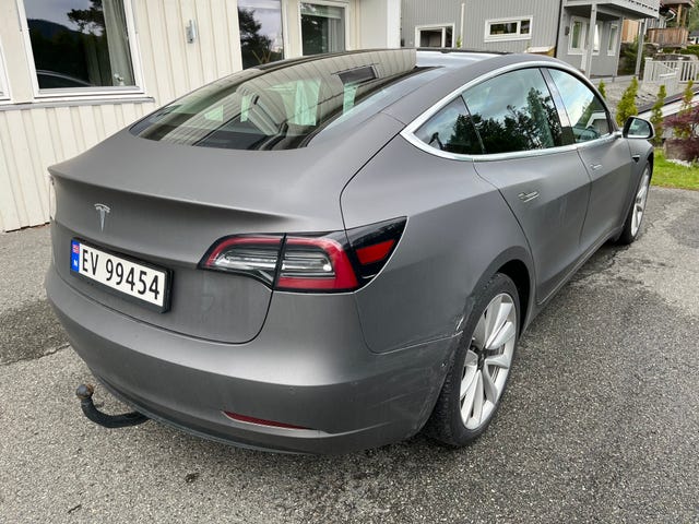 2019 TESLA MODEL 3 - 8