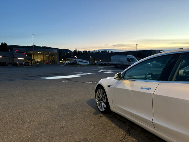 2019 TESLA MODEL 3 - 21