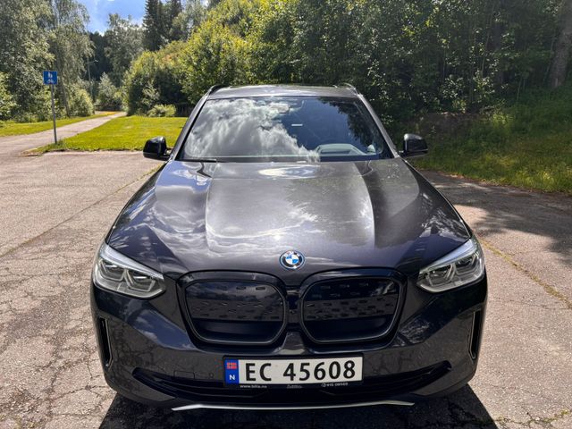 2021 BMW IX3 - 8