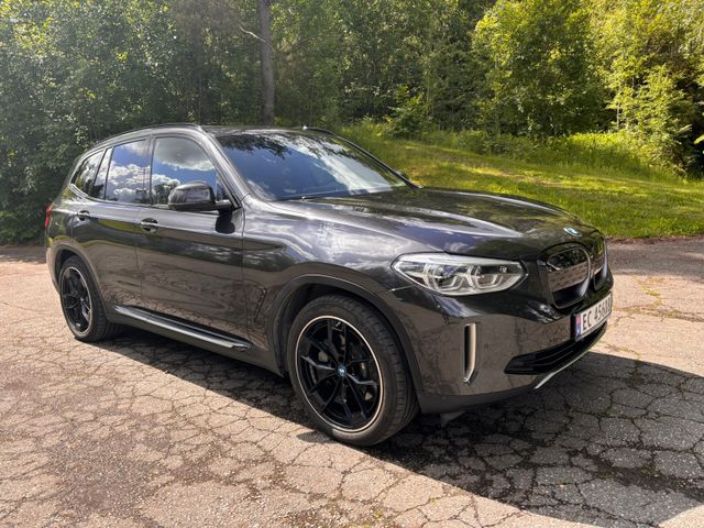 2021 BMW IX3 - 7