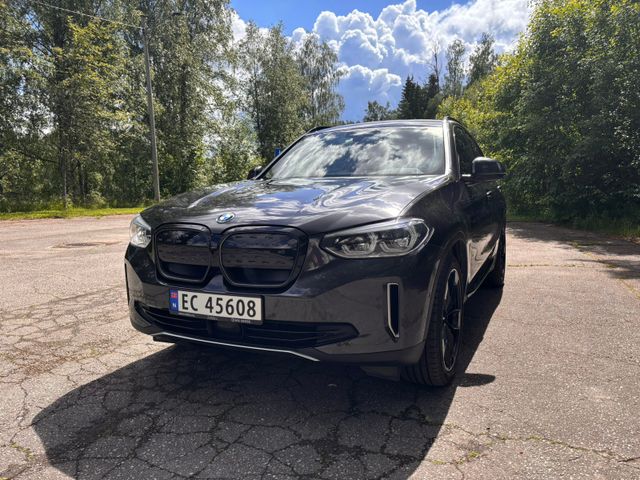 2021 BMW IX3 - 2