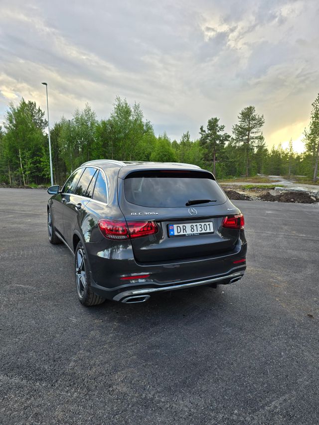 2020 MERCEDES-BENZ GLC - 8