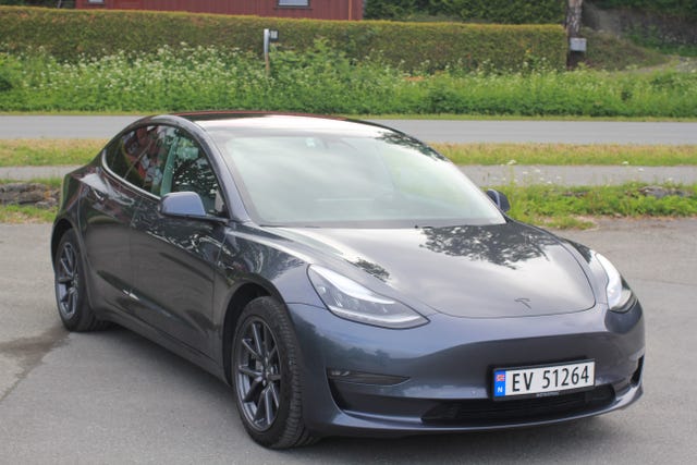 5YJ3E7EB9KF218931 2019 TESLA MODEL 3-2
