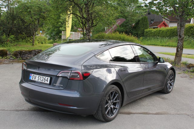 5YJ3E7EB9KF218931 2019 TESLA MODEL 3-5