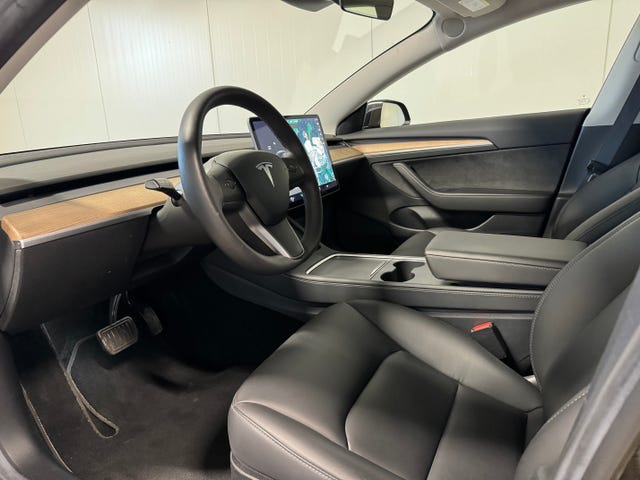 2021 TESLA MODEL 3 - 28