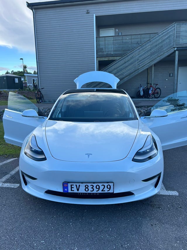 5YJ3E7EA7KF370973 2019 TESLA MODEL 3-1