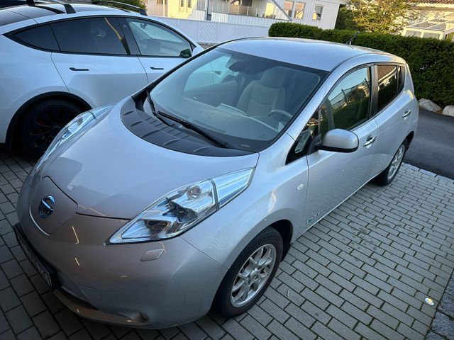 2012 NISSAN LEAF - 2