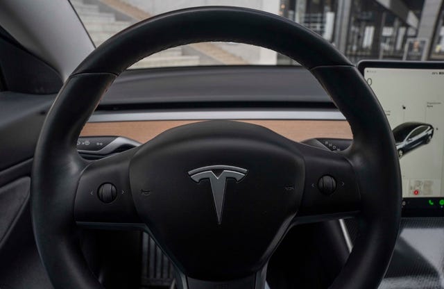 2019 TESLA MODEL 3 - 8