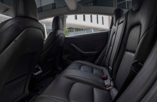 2019 TESLA MODEL 3 - 11