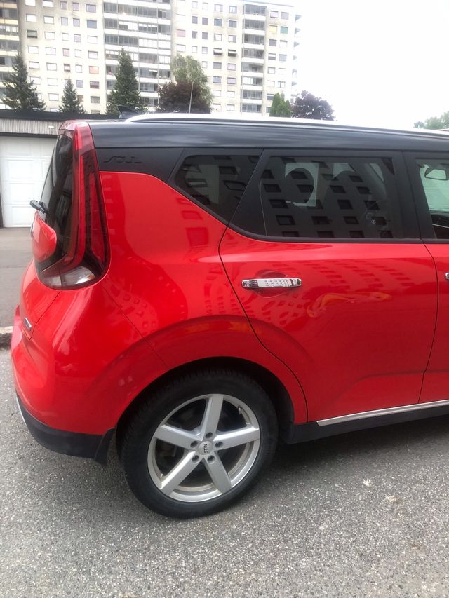 2020 KIA SOUL - 12