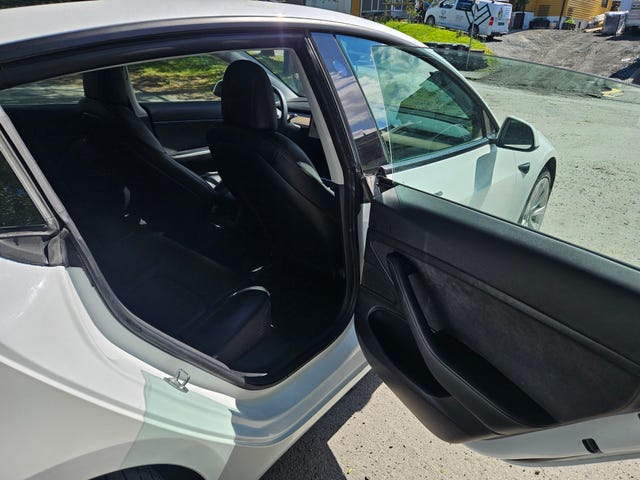 2021 TESLA MODEL 3 - 12