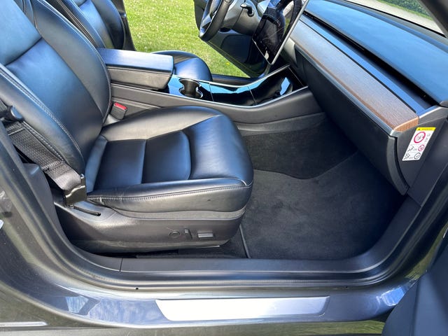 2019 TESLA MODEL 3 - 28