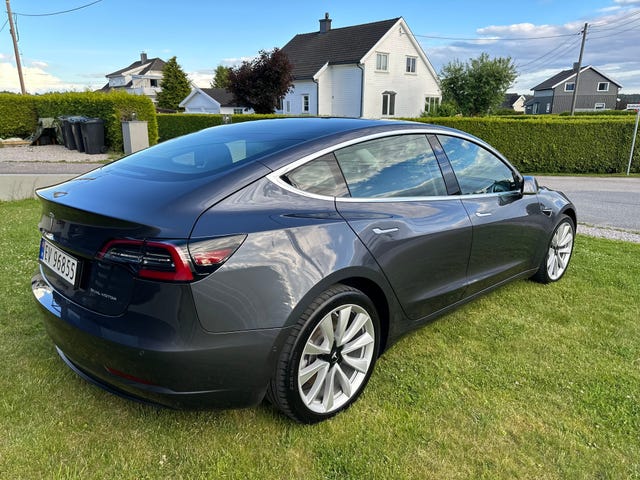 2019 TESLA MODEL 3 - 10